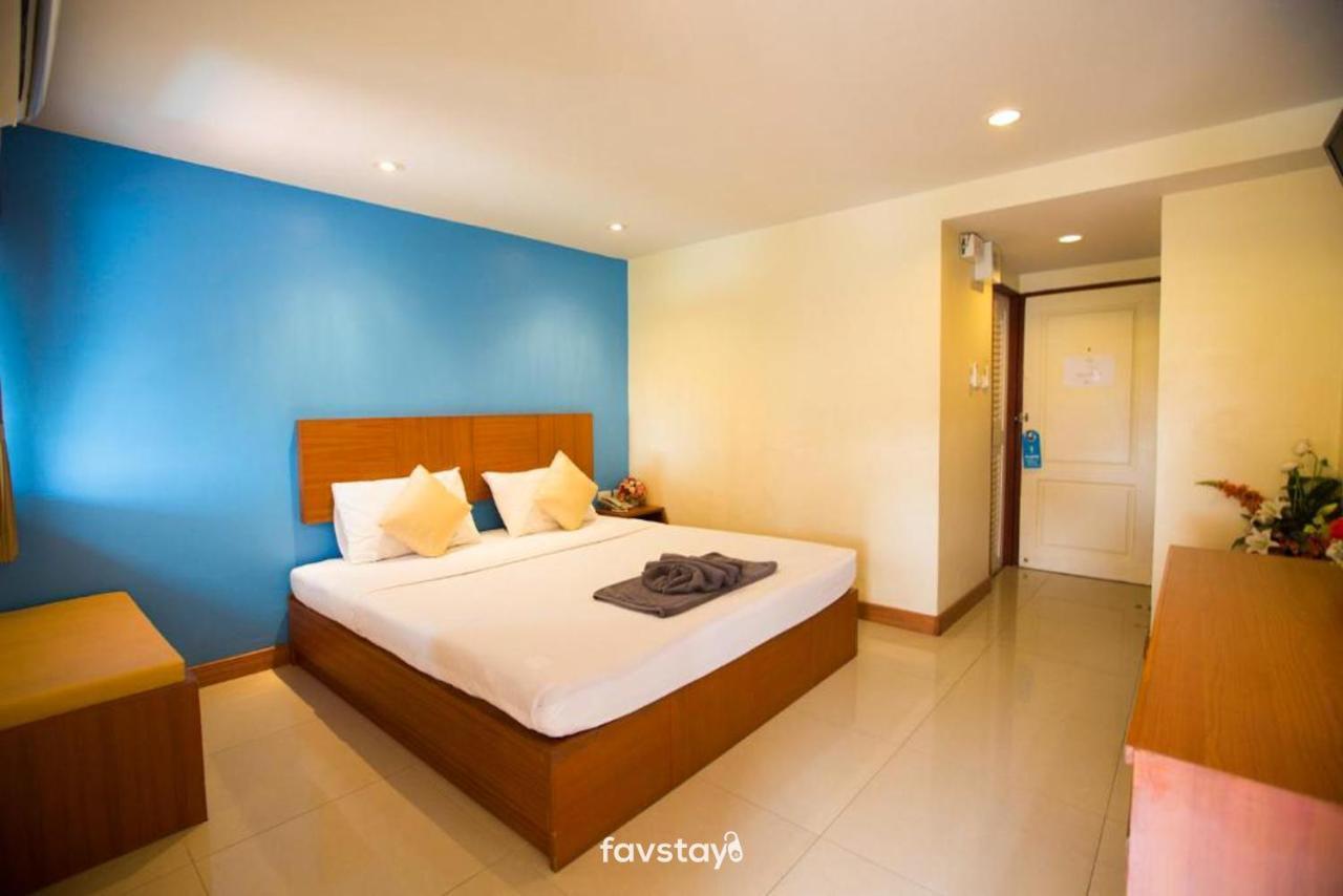 Twin Palms Suites And Residence Pattaya Εξωτερικό φωτογραφία