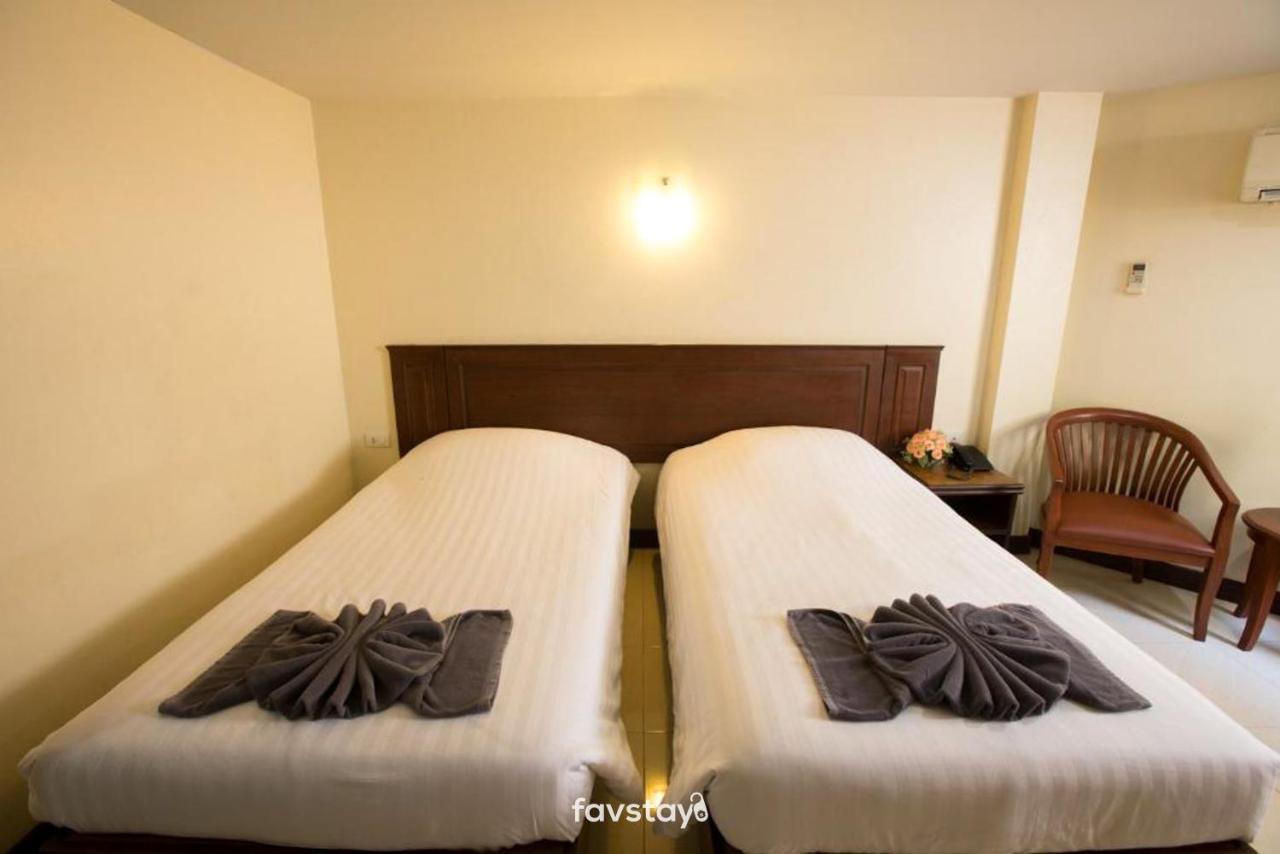 Twin Palms Suites And Residence Pattaya Εξωτερικό φωτογραφία