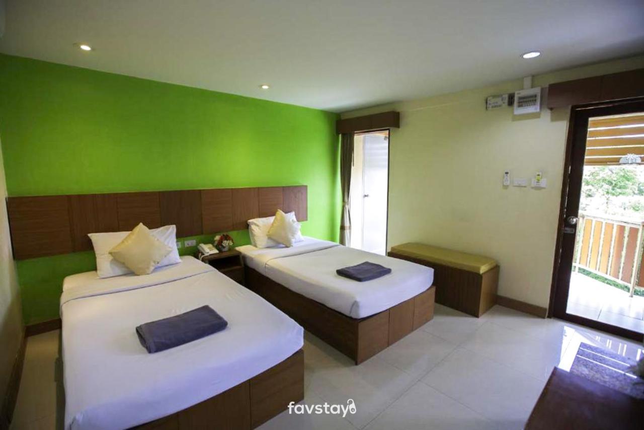 Twin Palms Suites And Residence Pattaya Εξωτερικό φωτογραφία